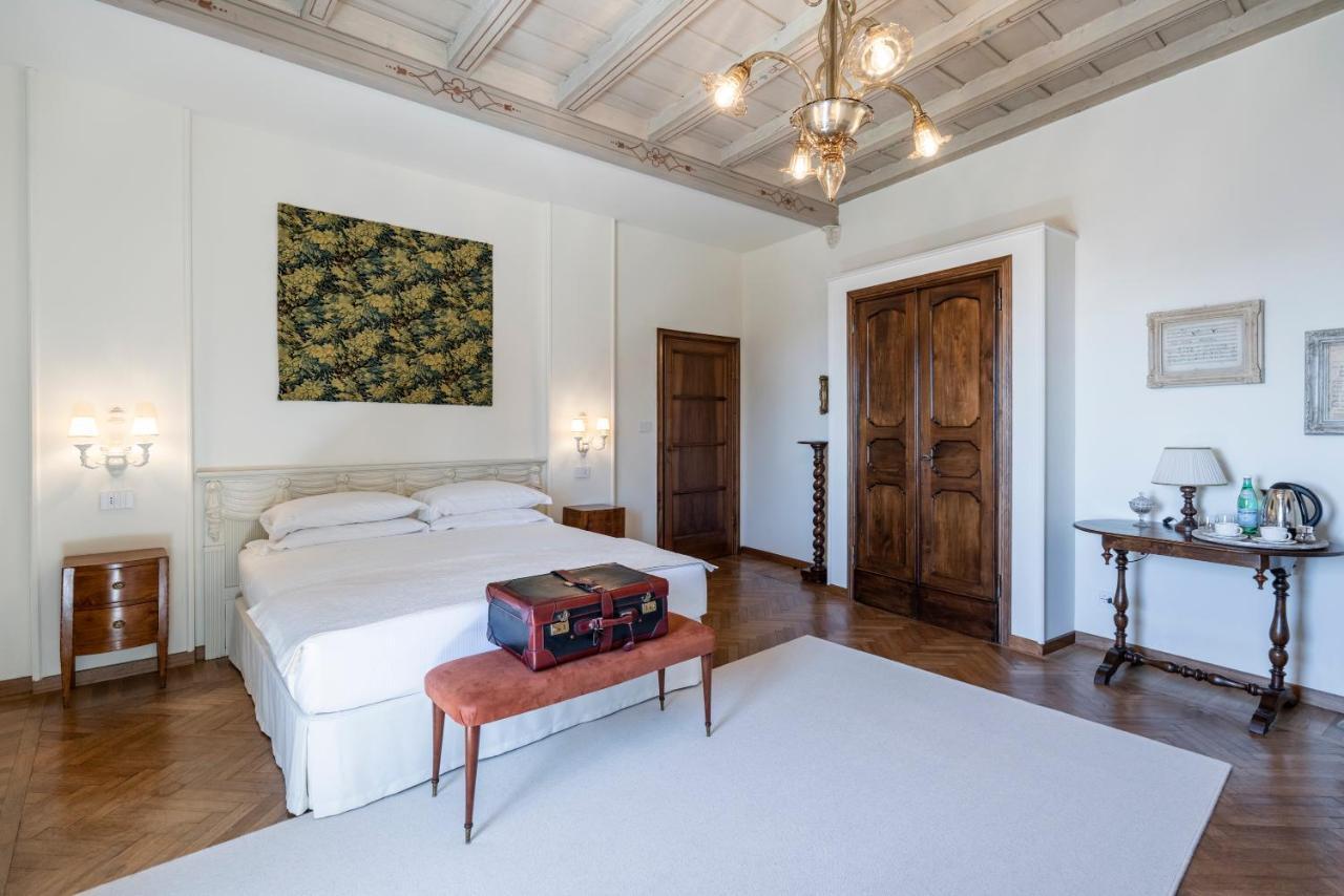 Foresteria Di Palazzo Radici Bed & Breakfast Bergamo Luaran gambar