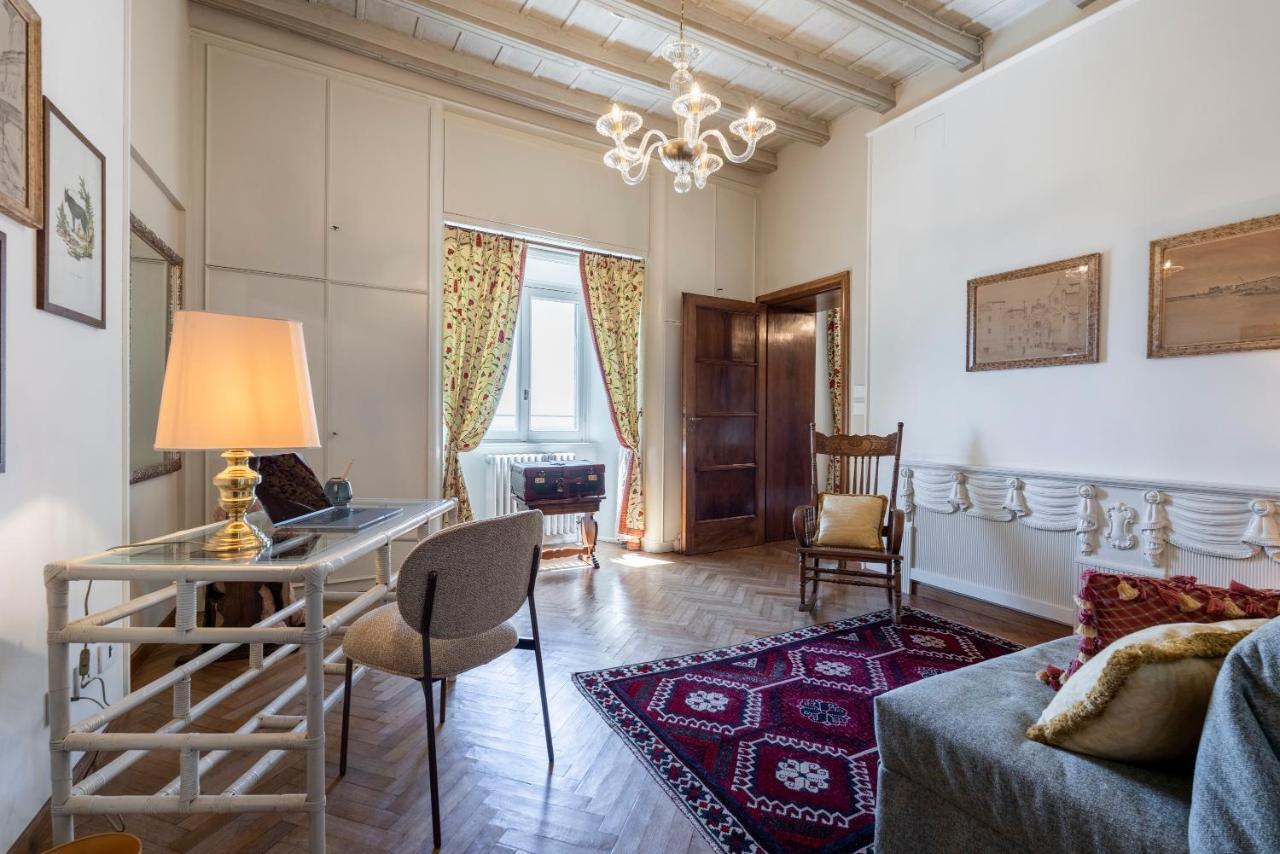 Foresteria Di Palazzo Radici Bergamo Luaran gambar