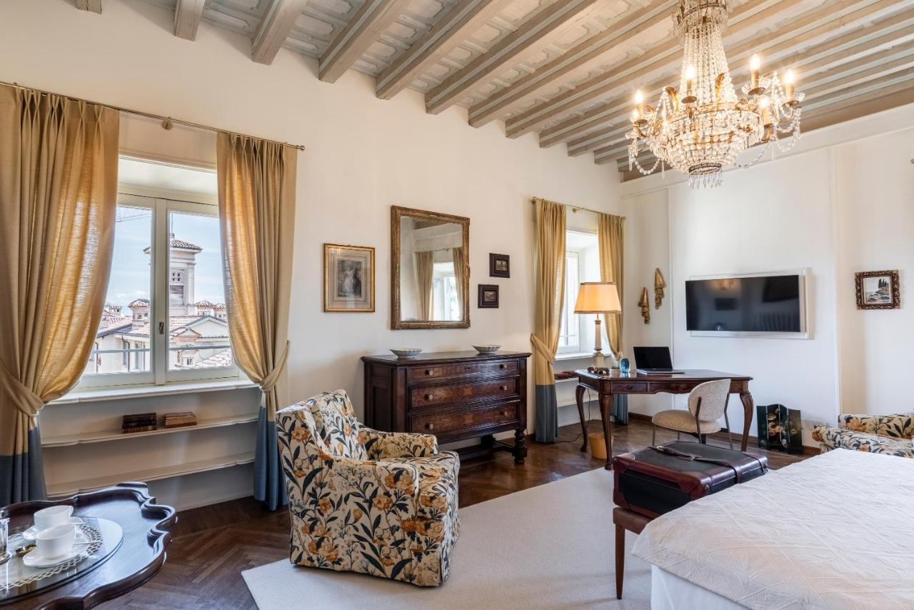 Foresteria Di Palazzo Radici Bed & Breakfast Bergamo Luaran gambar